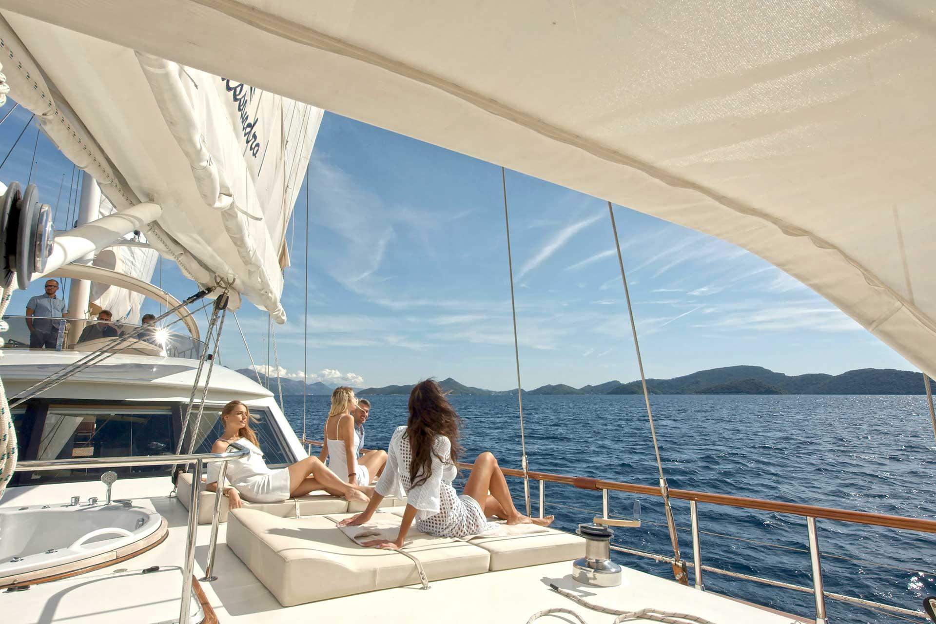 Une balade en catamaran © Hrvoje Serdar